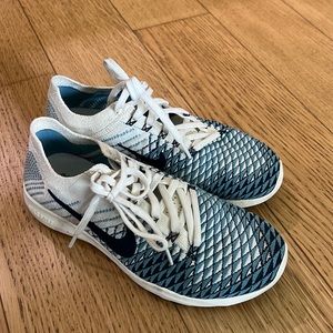 SOLD Nike Free Flyknit Sneakers